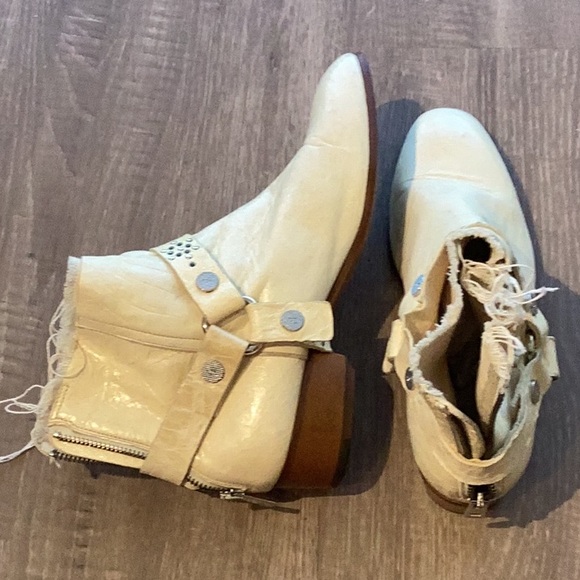 Zadig And Voltaire Paris booties - Picture 2 of 3